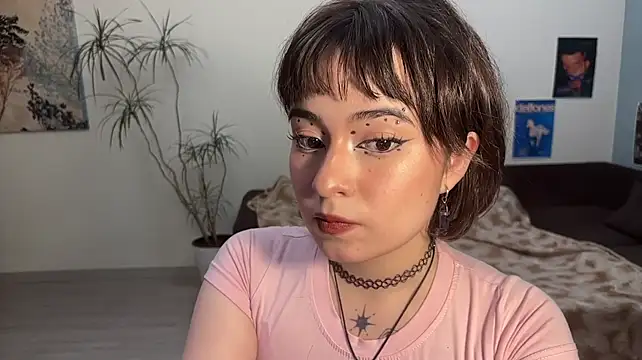 Chat +18 de AnyaSumaya ao vivo
