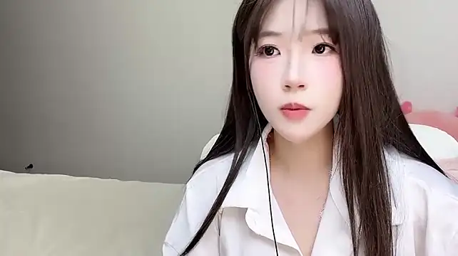 Lucy_8858 Pertunjukan Webcam