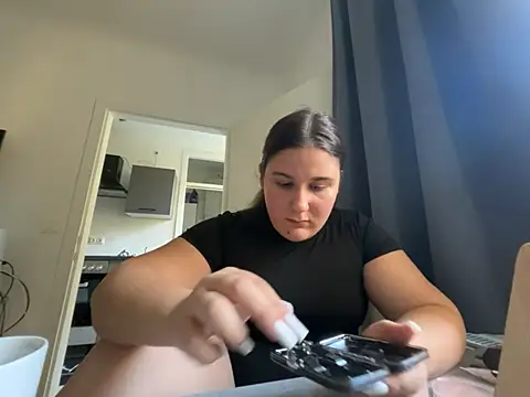 Sweet_Valentiina Adlı Modelin Canlı XXX Sohbeti