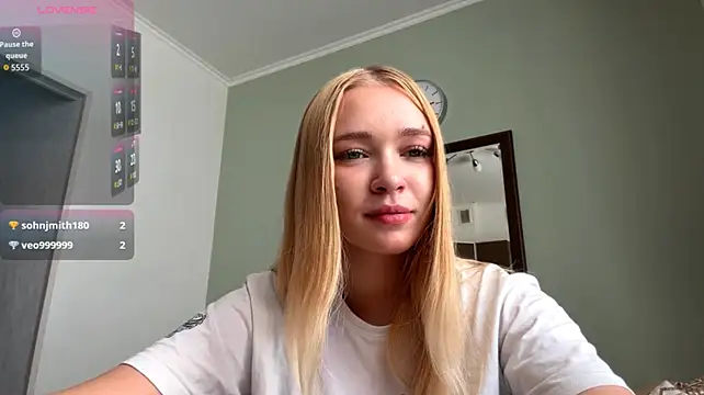 LovelyLisyn Live XXX chat