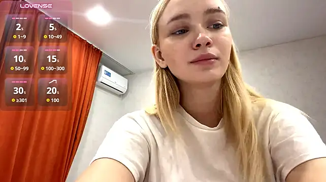 LovelyLisy: απευθείας συνομιλία ΧΧΧ