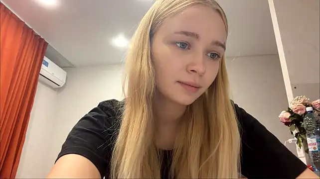 LovelyLisy – Naživo XXX chat