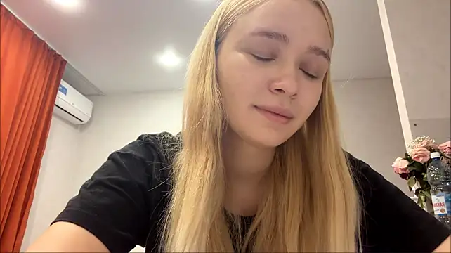 Pertunjukan Kamera Web LovelyLisy