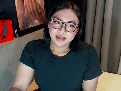 عرض كام AsianHotPrecious