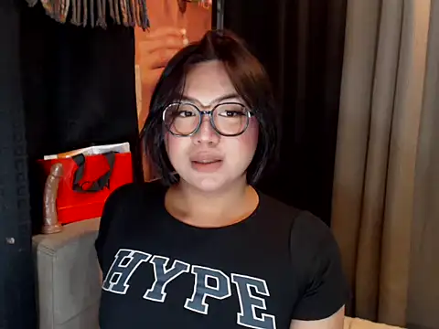 โชว์เว็บแคมของ AsianHotPrecious