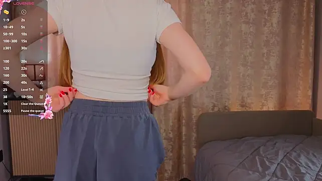 TobieTeichert Chat XXX live