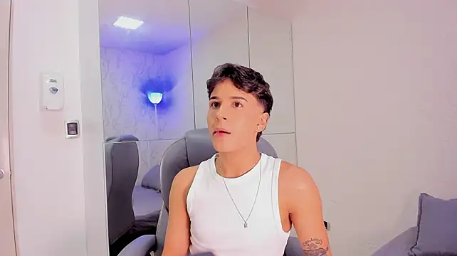 Brady_Simmonsn Webbikameraesitys