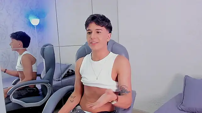 Webkamerová show Brady_Simmons