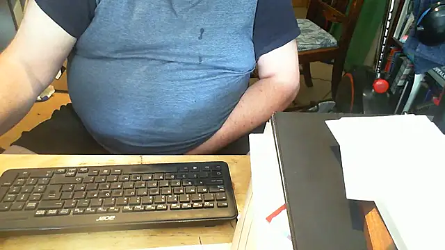 Owned_drone – webcam-show