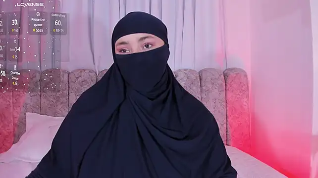 dainha Adlı Modelin Canlı XXX Sohbeti