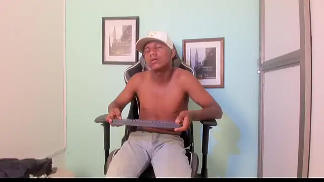 sergio_cum21 – Kamerová šou