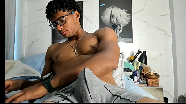 Show modela Kendo_720 na web-kameri