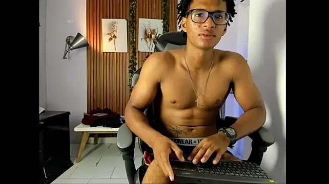 Show de Kendo_720 na webcam