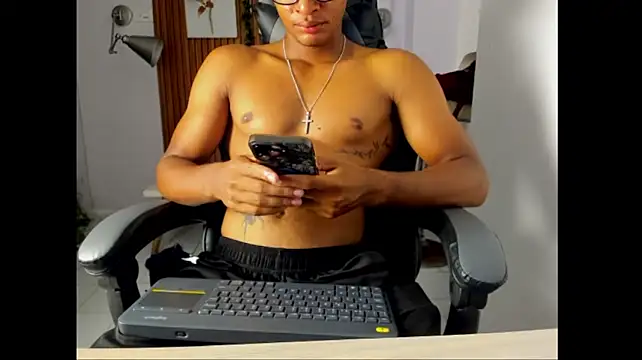 Kendo_720's Webcam Show