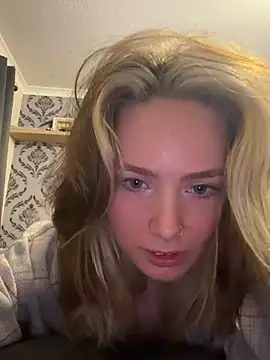 Serena_t Webcam-Show