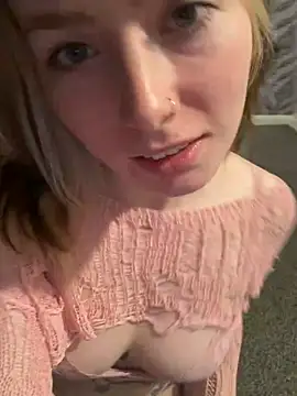 Serena_t Adlı Modelin Canlı XXX Sohbeti