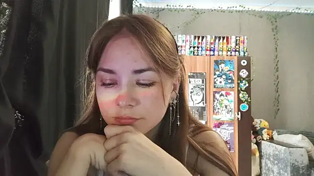 KiraLivee – webcam-show