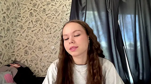 SunkShigella's Live XXX Chat