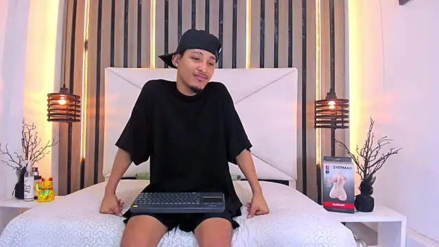 Camilo_Contreras1のウェブカメラショー