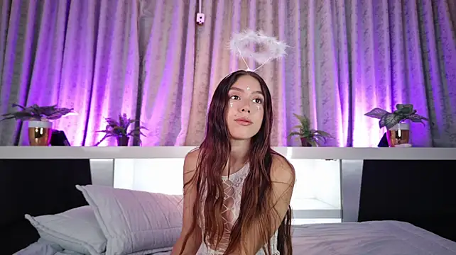 Little_Ari_'s Webcam Show