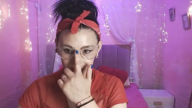 anahi_333のウェブカメラショー