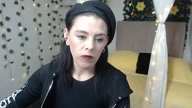 anahi_333 Webcam Show