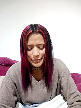 Lya_Ross19 Chat XXX in diretta
