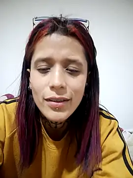 Lya_Ross19's Live XXX Chat