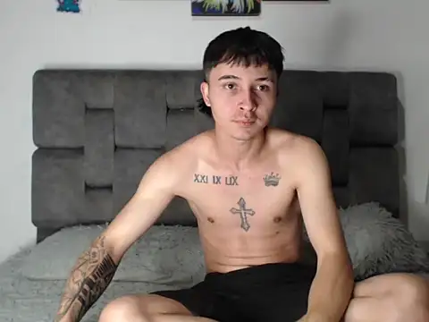 Jhosuaa69 Webcam-Show