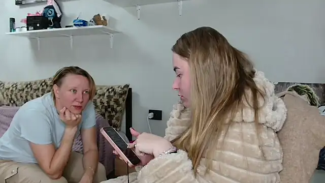 Pokazy przed kamerką – Aleks212026