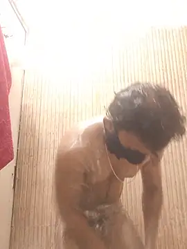 הופעת וובקאם של indoreboy111