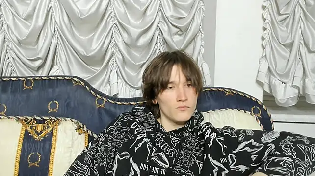 Ash_Foxglove Adlı Modelin Web Kamerası Şovu