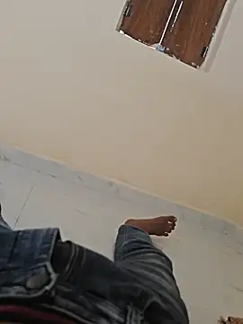 TELUGUboy001 webcam show
