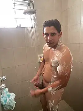 Suavicremoso69: διαδικτυακό σόου στην κάμερα