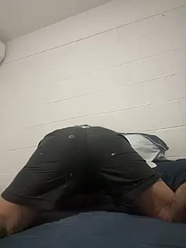 Suavicremoso69's Webcam Show