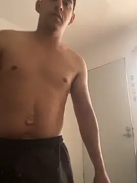 Suavicremoso69's Webcam Show