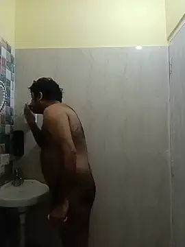 Chat XXX en directo de rarindam17