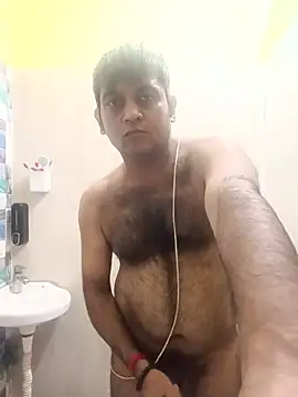 rarindam17 Show in webcam