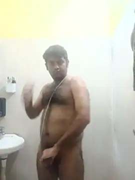 rarindam17 Show in webcam