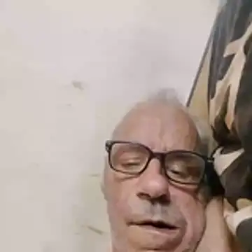 AIDIl63's Webcam Show