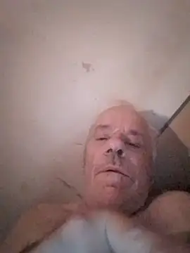 AIDIl63's Webcam Show