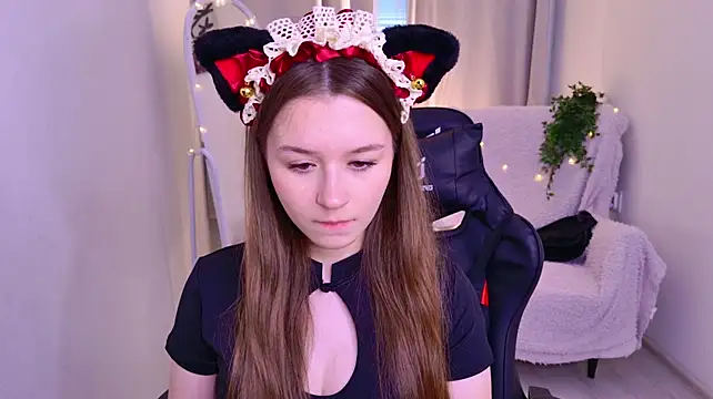 RileyBloomss: вебкам-шоу