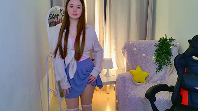 XXX chat uživo modela RileyBloomss