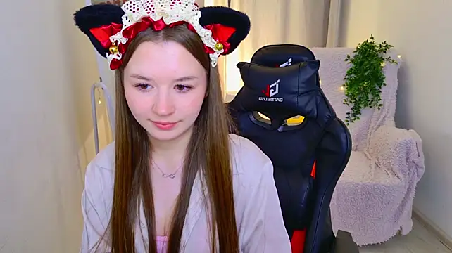 RileyBloomss' Live XXX Chat