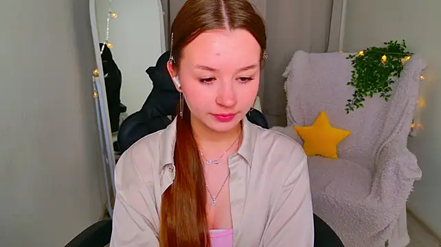 دردشة RileyBloomss الجنسية المباشرة