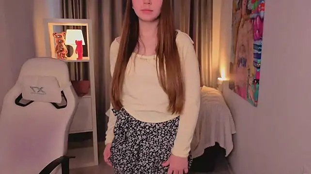 RileyBloomss' Live XXX Chat