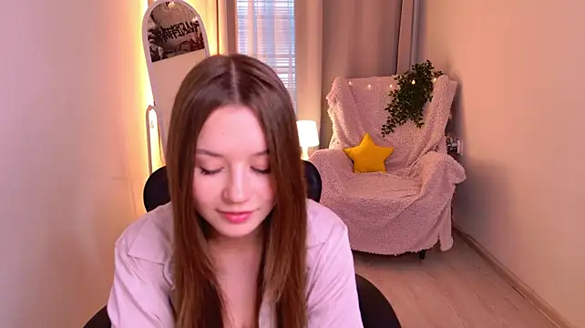RileyBloomss XXX чат на живо