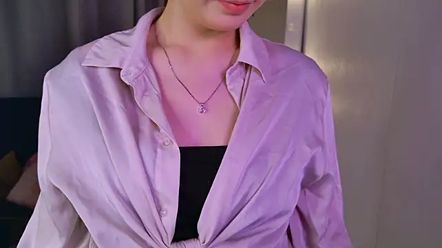 RileyBloomss' Live XXX Chat