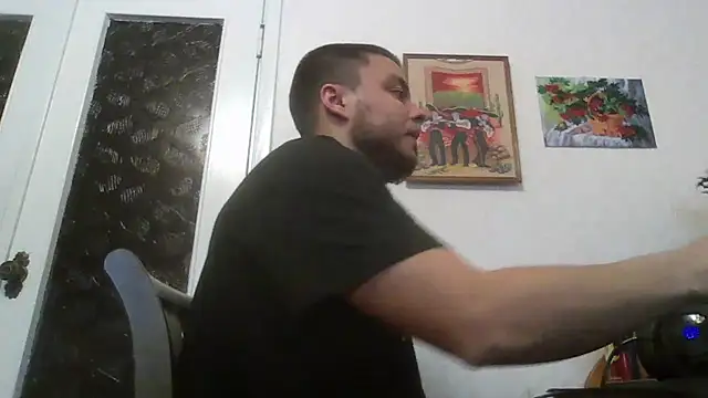 Yashaxn Webbikameraesitys