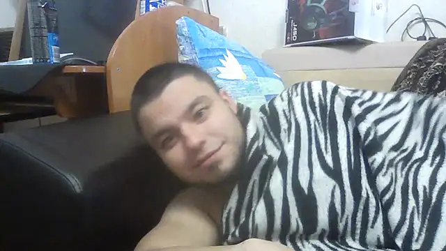 Show modela Yashax na web-kameri